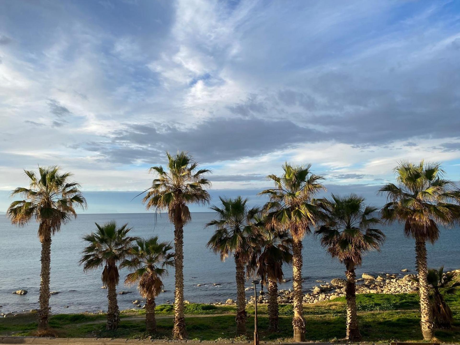 Eftihia Apartments By The Sea Rethimnon Buitenkant foto